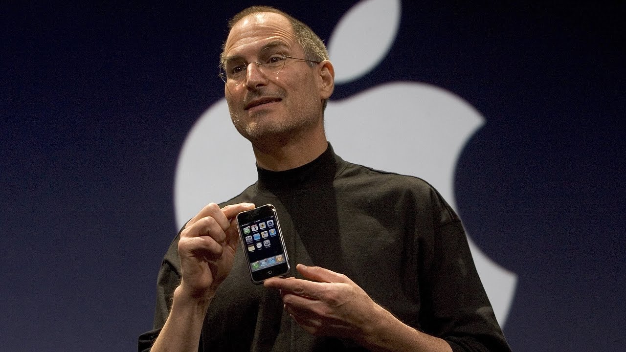 Первый iPhone и Стив Джобс